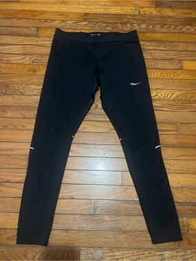 Saucony Black Men's Performance Running Top with White Logossize XXL